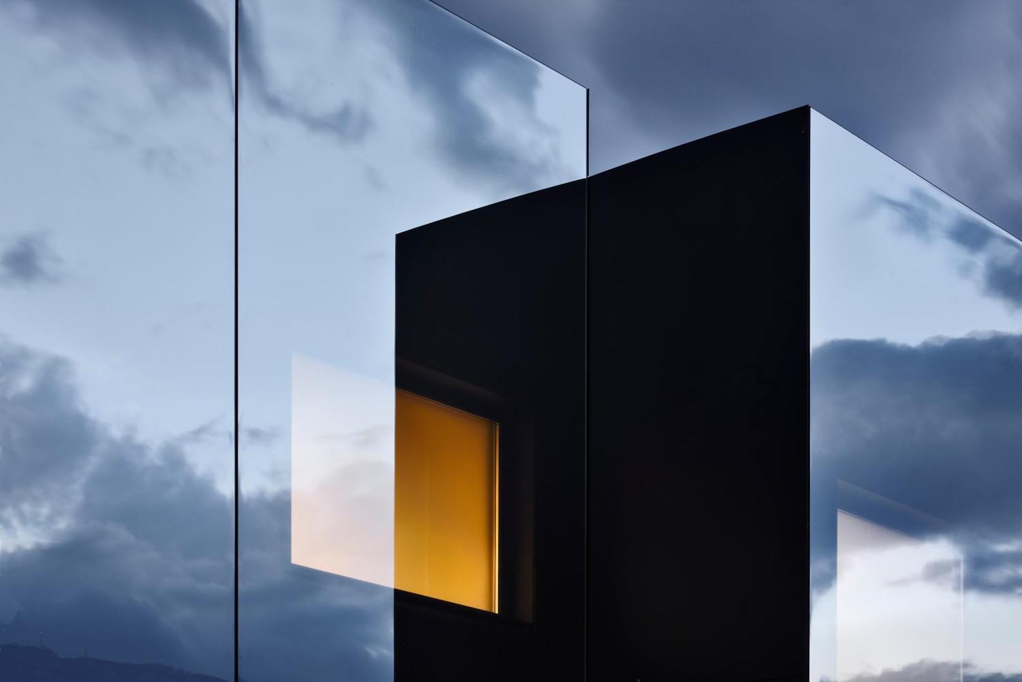 Mirror Houses Больцано Екстер'єр фото